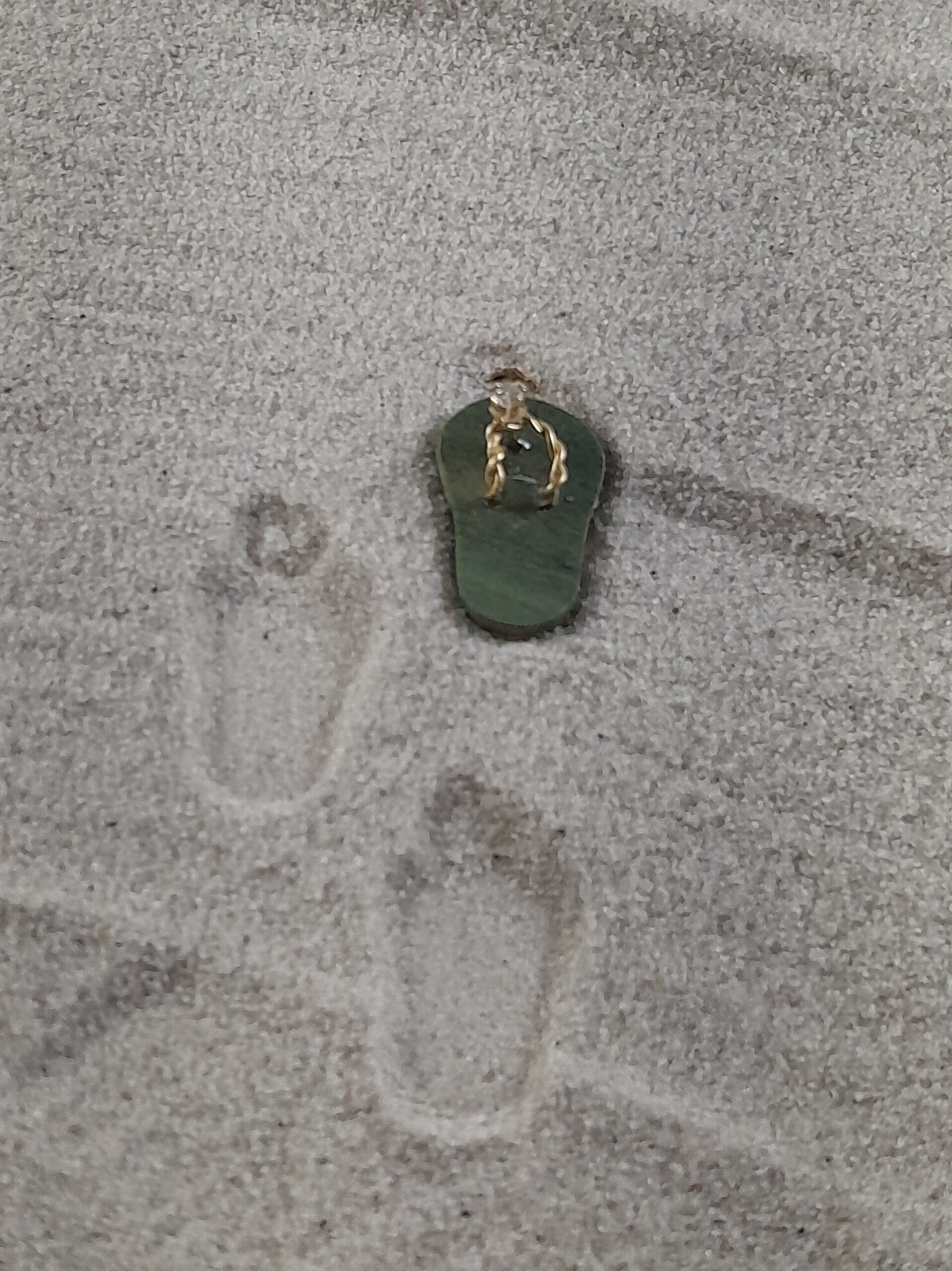 Grendite Sandals pendant - Image 3